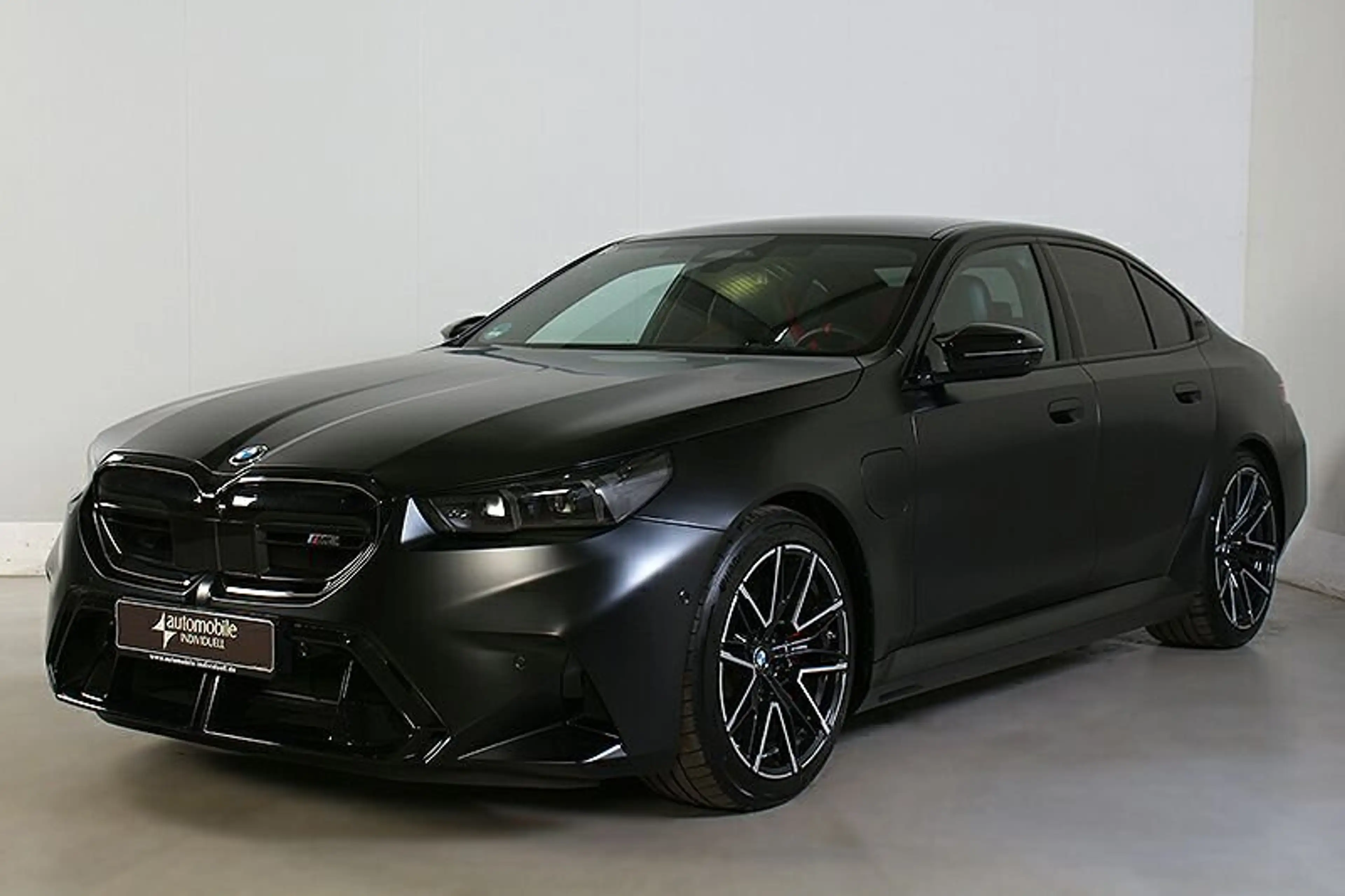 BMW M5 NP 160290.- AHK Panorama ACC B&W V-Max 20/21 — photo 3