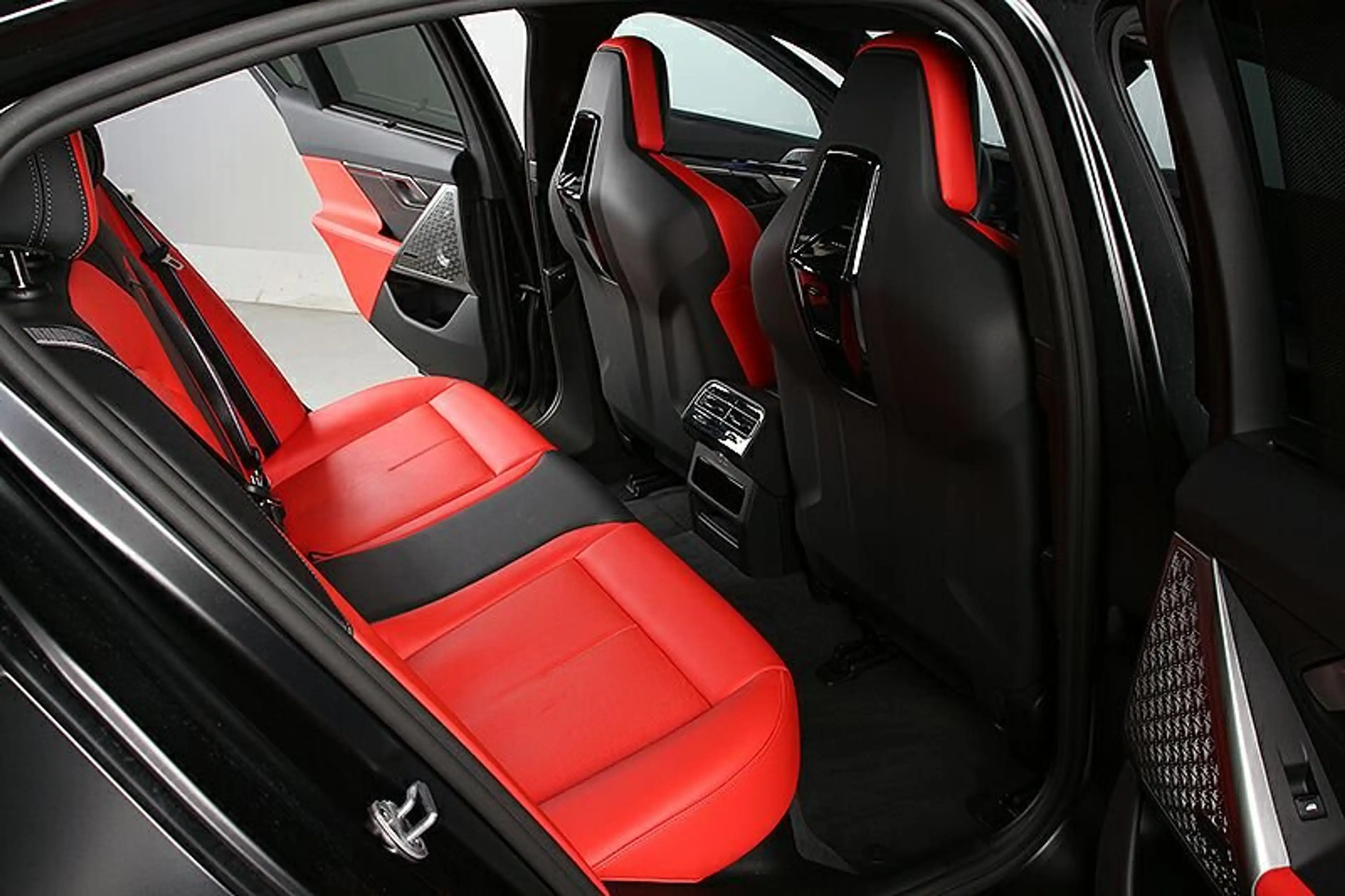 BMW M5 NP 160290.- AHK Panorama ACC B&W V-Max 20/21 — photo 9