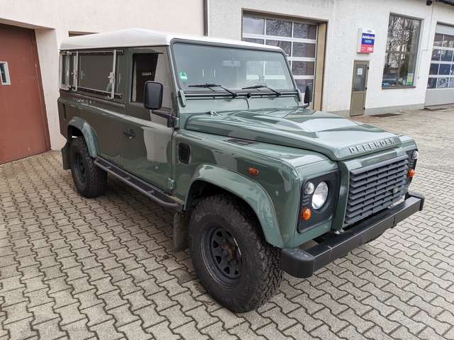 Imagine Land Rover Defender 110 DPF Hard Top S Camping-Ausbau