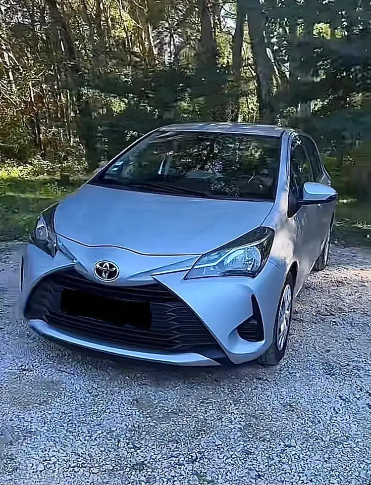 Toyota Yaris 100 VVT-i Lounge Touch \u0026 Go 2 CVT