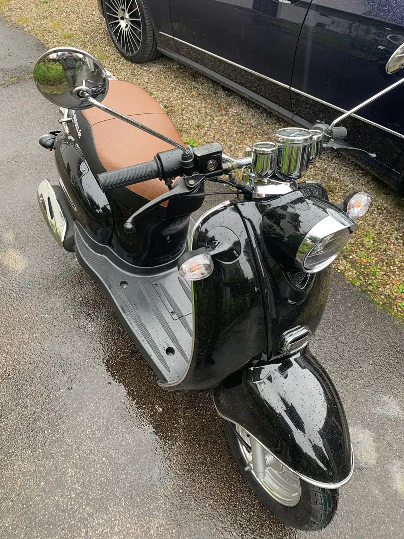 Nova Motors Retro Star 50 cc Černá - 2
