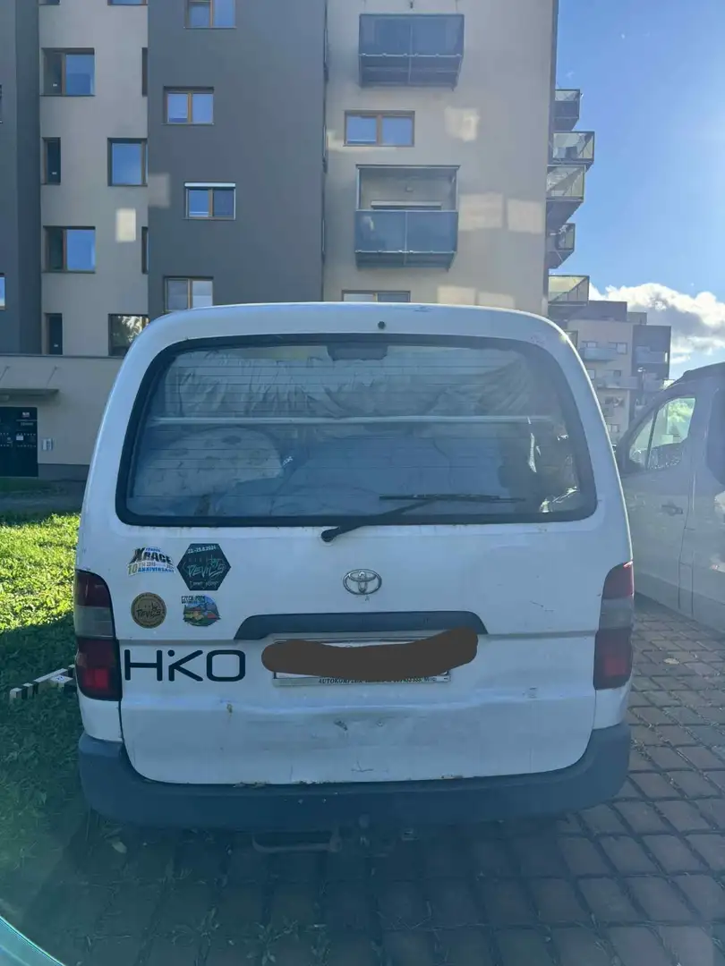 Toyota Hiace D - 2