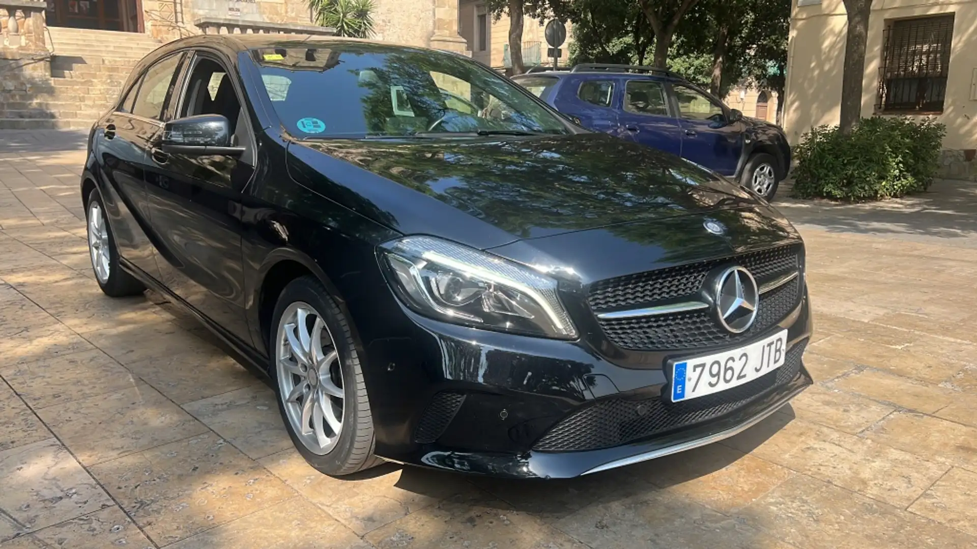 Mercedes-Benz A 220 220d 7G-DCT Negro - 1