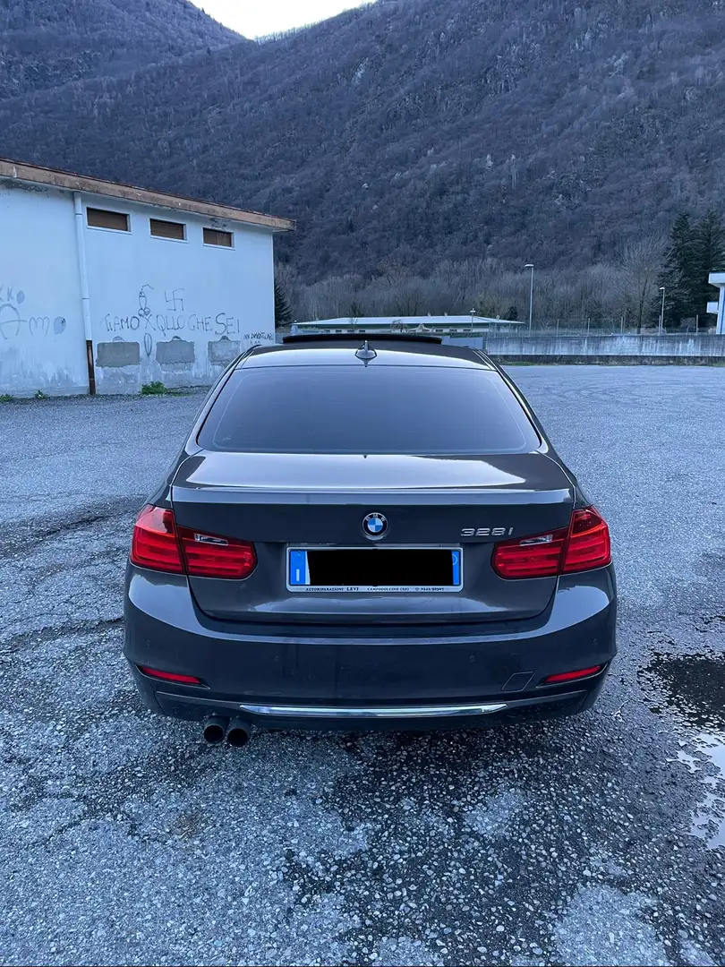 BMW 325 328i luxury Hnědá - 2