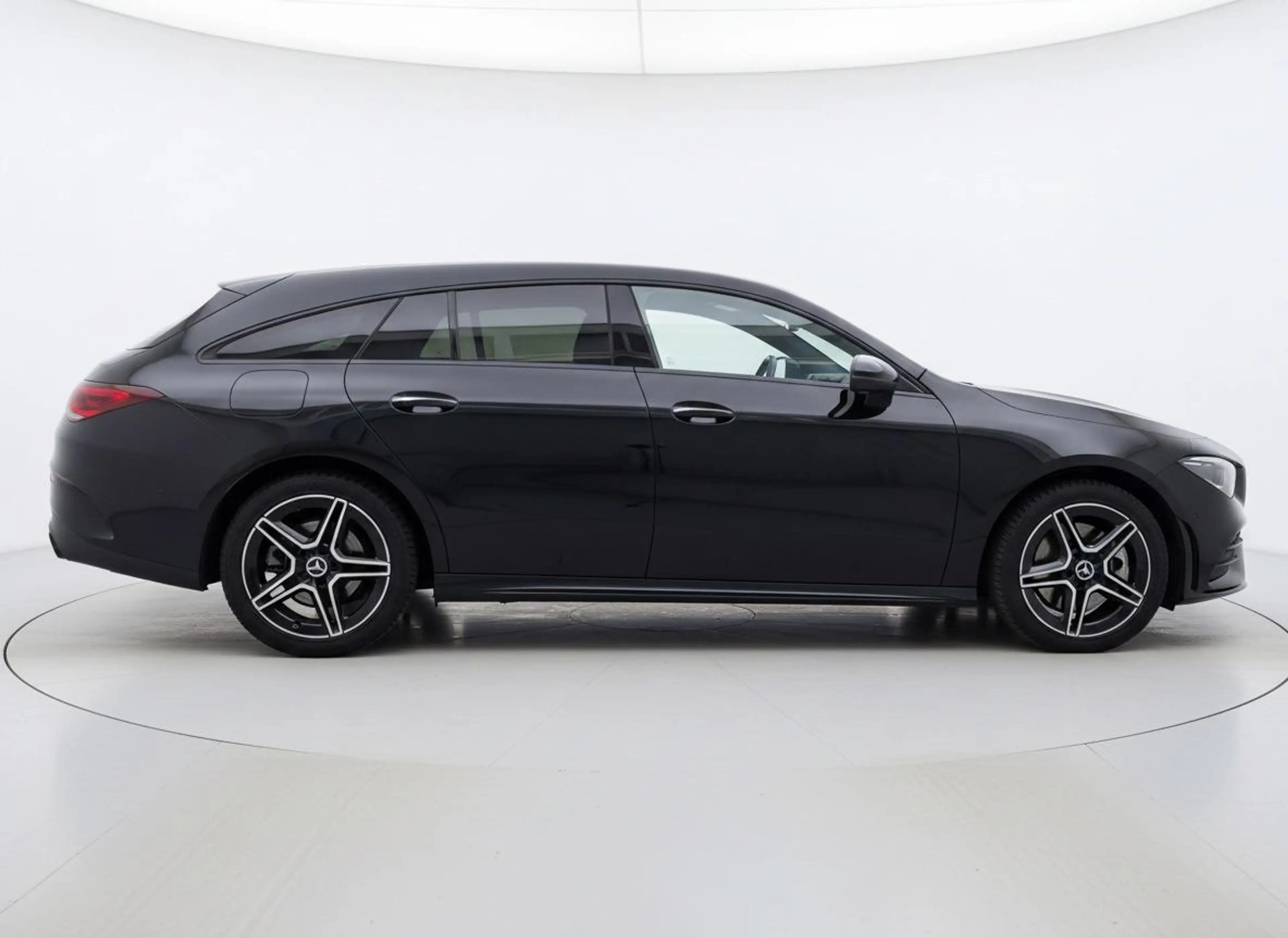 Mercedes-Benz CLA 250 Shooting Brake e AMG Line SFEERVERLICHTING - PDC - — photo 10