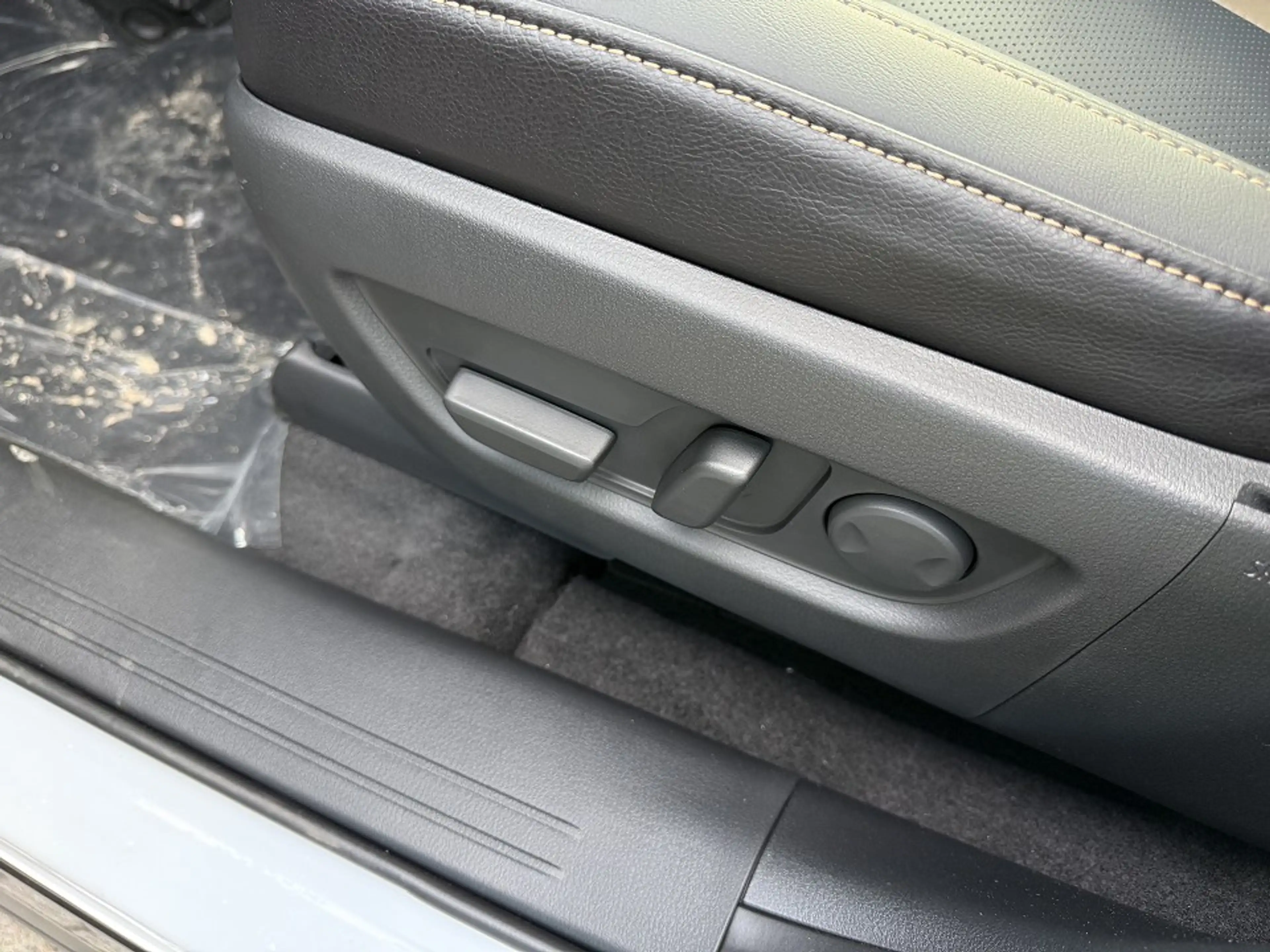 Mazda CX-60 MJ26 2.5L e-SKYACTIV PHEV 327ps Homura Plus BLOP — photo 13