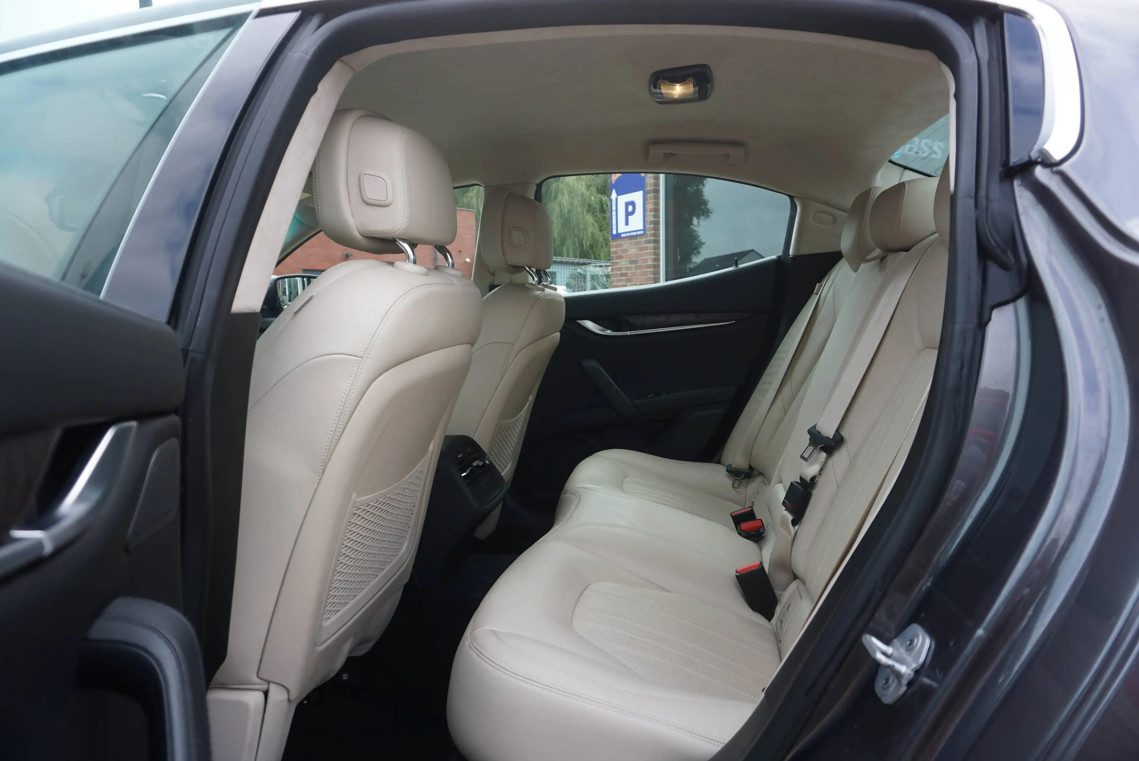 Maserati Ghibli 3.0 D BOITE AUTO NAVI CAMERA BI-XENON CLIM PDC — photo 10
