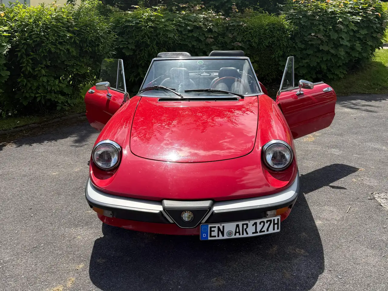 Alfa Romeo Spider 2.0, foto 1