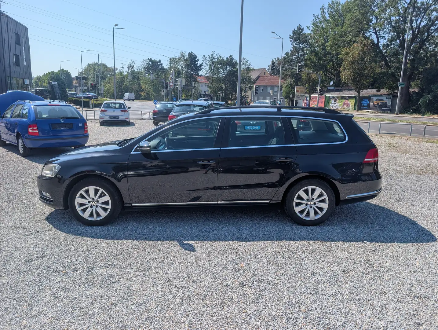 Volkswagen Passat Variant Comfortline BlueMotion Schwarz - 2