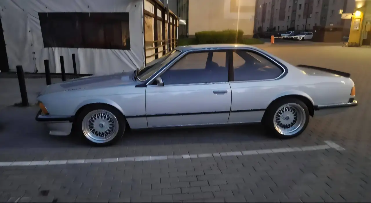BMW 628 CSI, foto 6