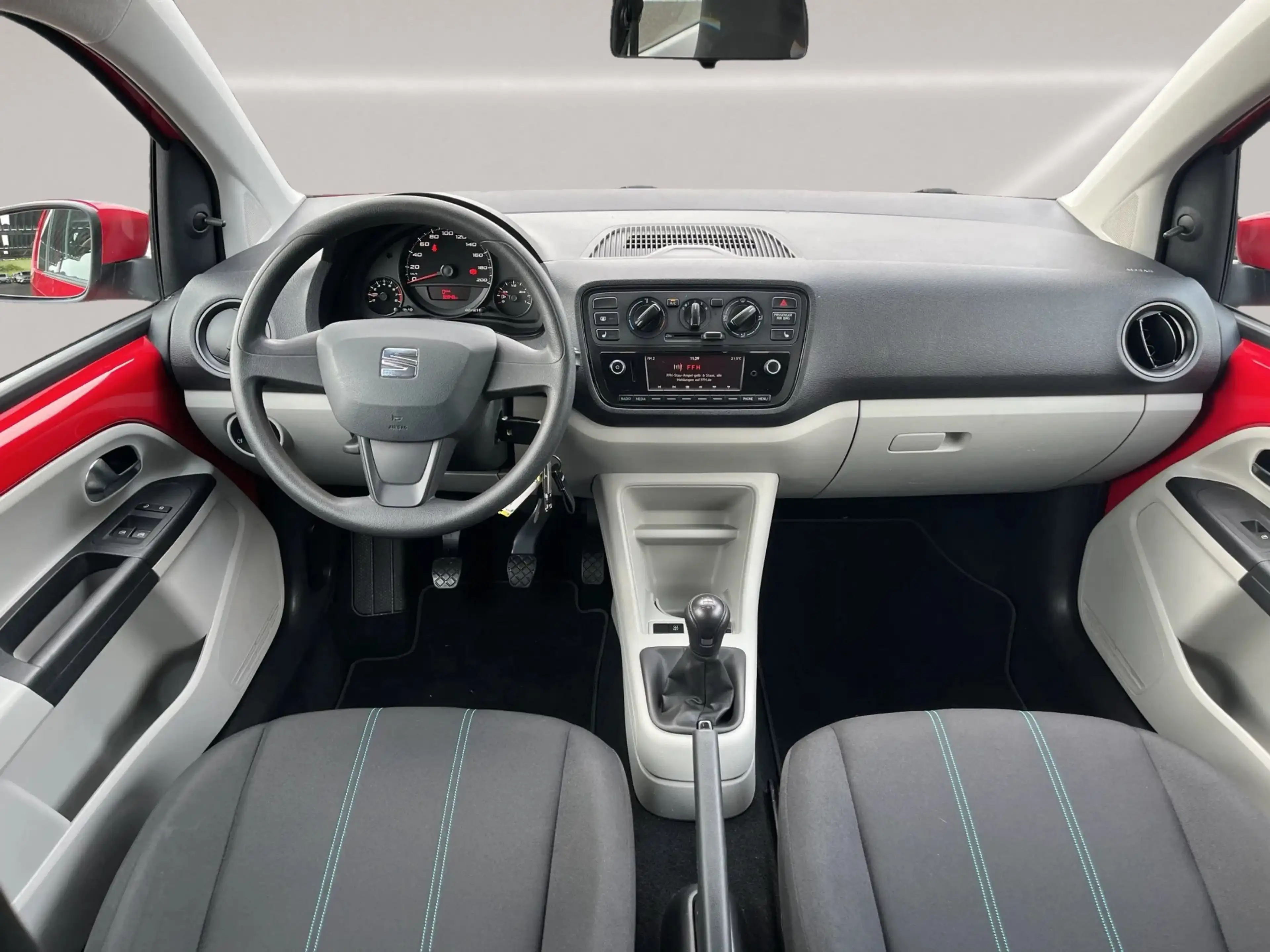 SEAT Mii Style Klima Sitzheiz Vorn ZV Bluetooth — photo 7