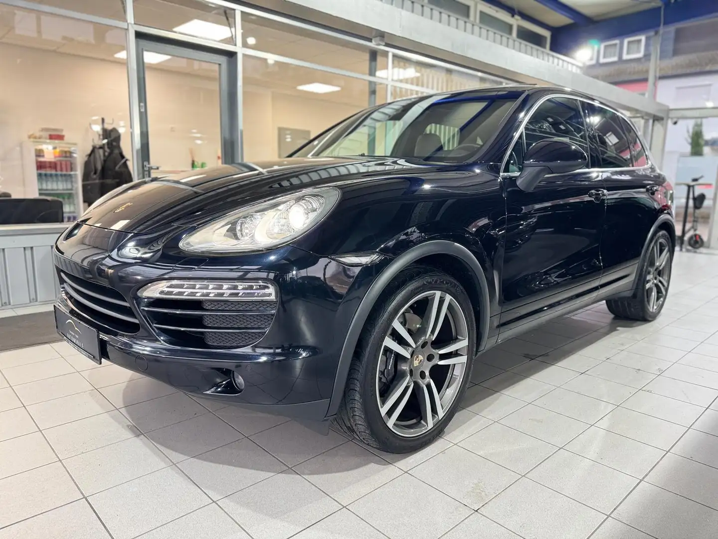 Porsche Cayenne 3.6 Tiptronic AHK LUFT 21ZOLL TURBO Schwarz - 2