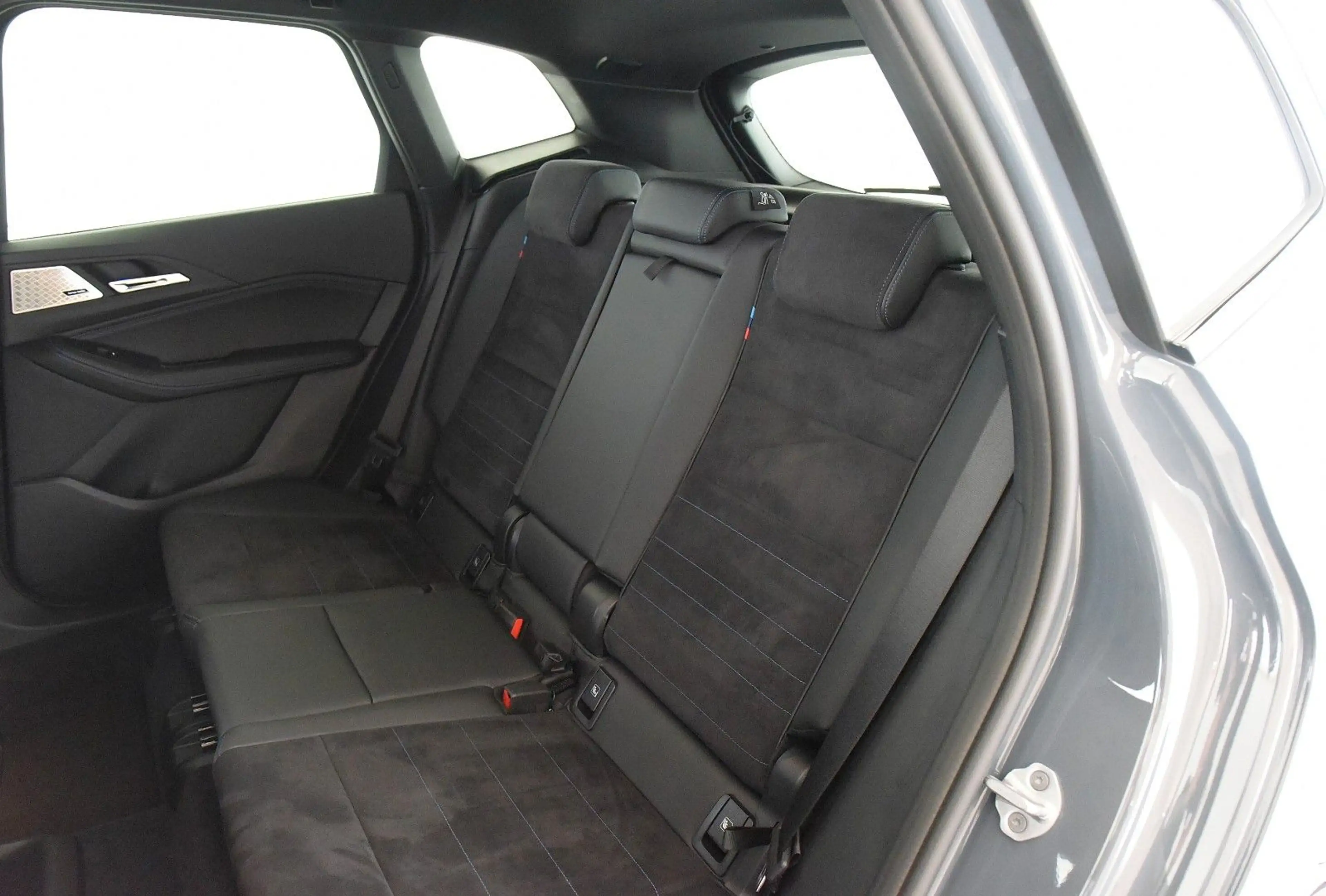 BMW 218 M Sport AHK Head-Up DriveAss+ — photo 6