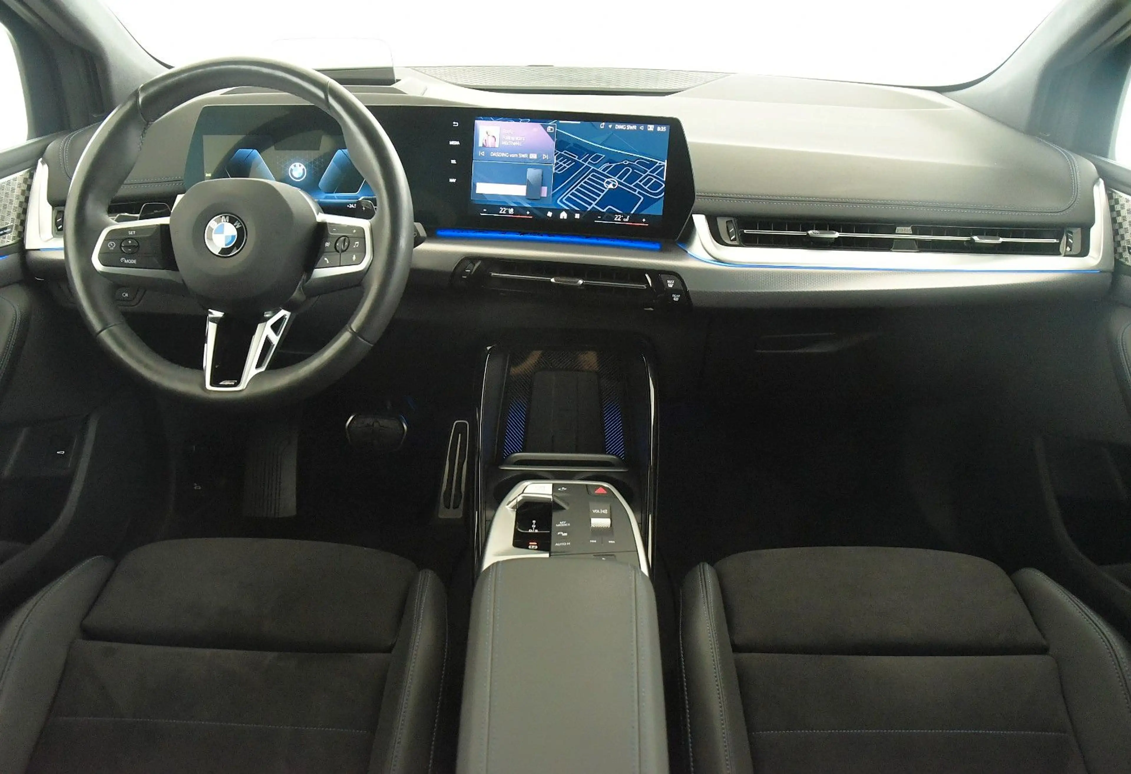 BMW 218 M Sport AHK Head-Up DriveAss+ — photo 9