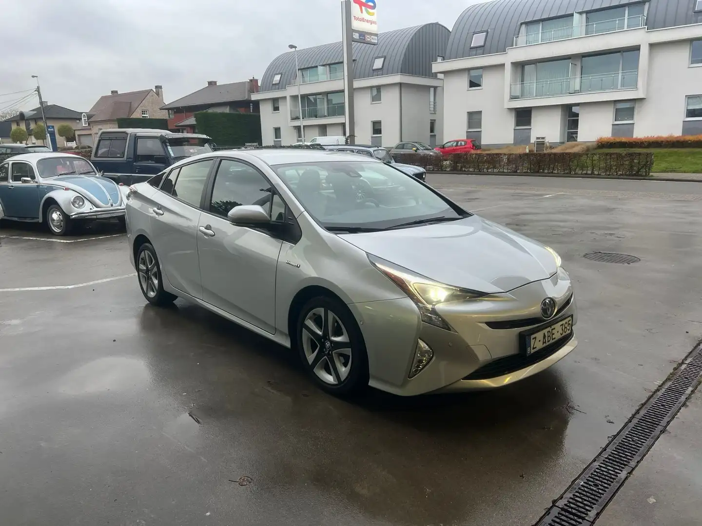 Toyota Prius Hybrid Comfort Blanc - 2