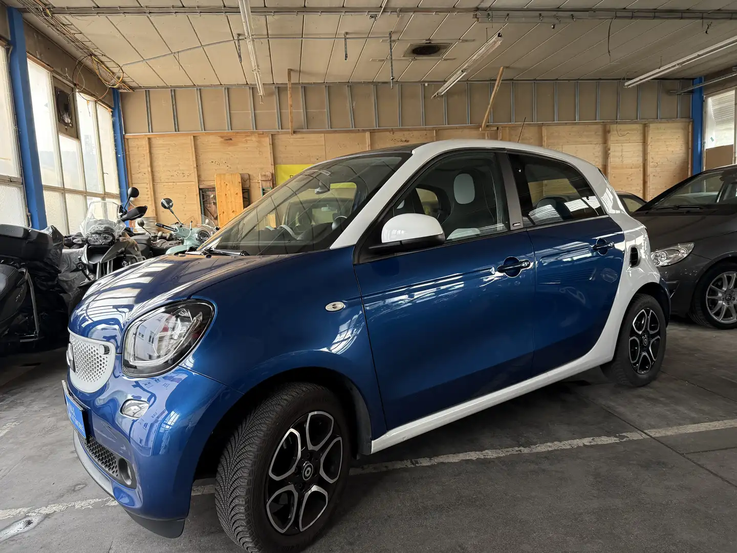 smart forFour Basis 52kW (453.042) Weiß - 2
