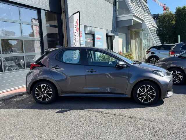 Toyota Yaris Cross view 4