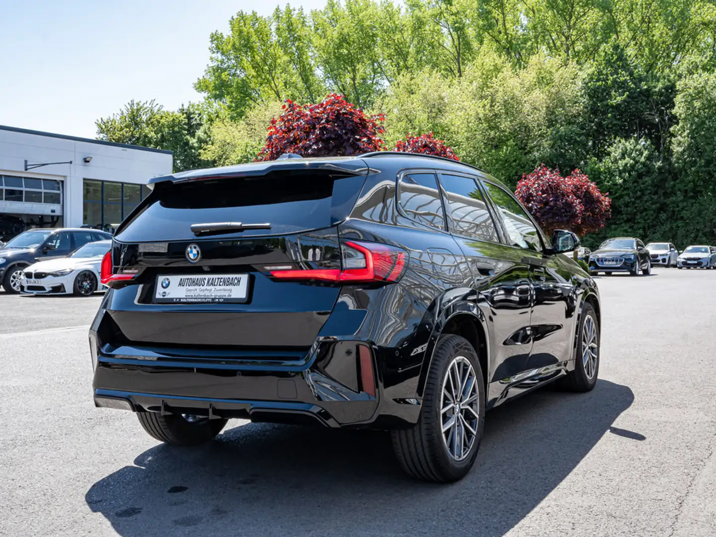 BMW X1 xDrive23d M-Sport AHK LED ACC NAVI KAMERA Schwarz - 2