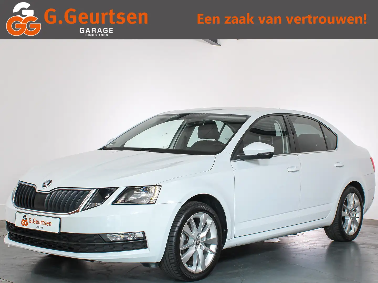 Skoda Octavia 1.4 TSI 150PK Greentech Clever Edition Trekhaak, S Wit - 1