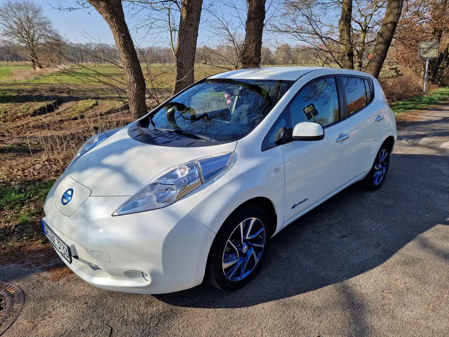 Nissan Leaf Leaf 24 kWh (mit Batterie) Acenta White - 1