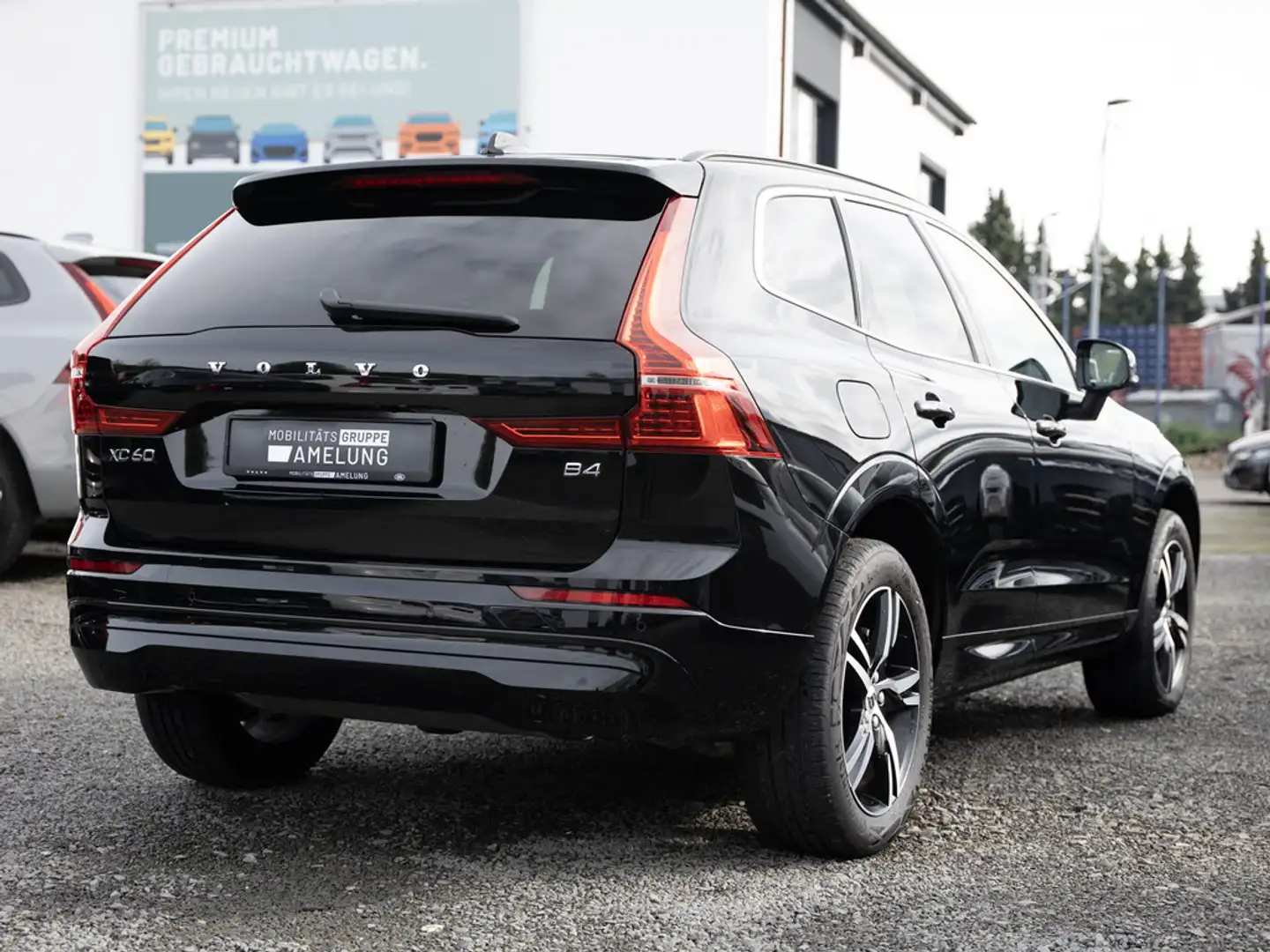 Volvo XC60 B4 Core aus Erstbesitz AHK FACEL. LED Noir - 2