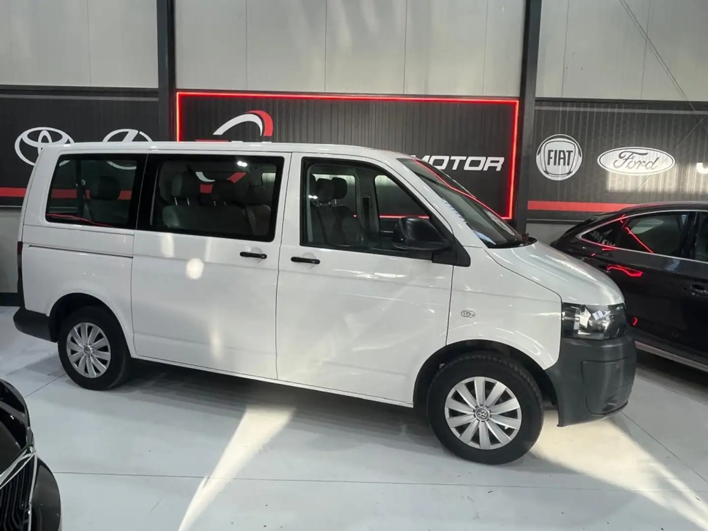 Volkswagen Transporter Chasis Cabina 2.0TDIBMT 4M Corto 140 Blanco - 2