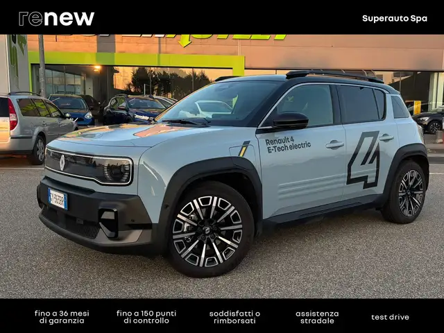 Renault R 4 RENAULT iconic 150 cv comfort range