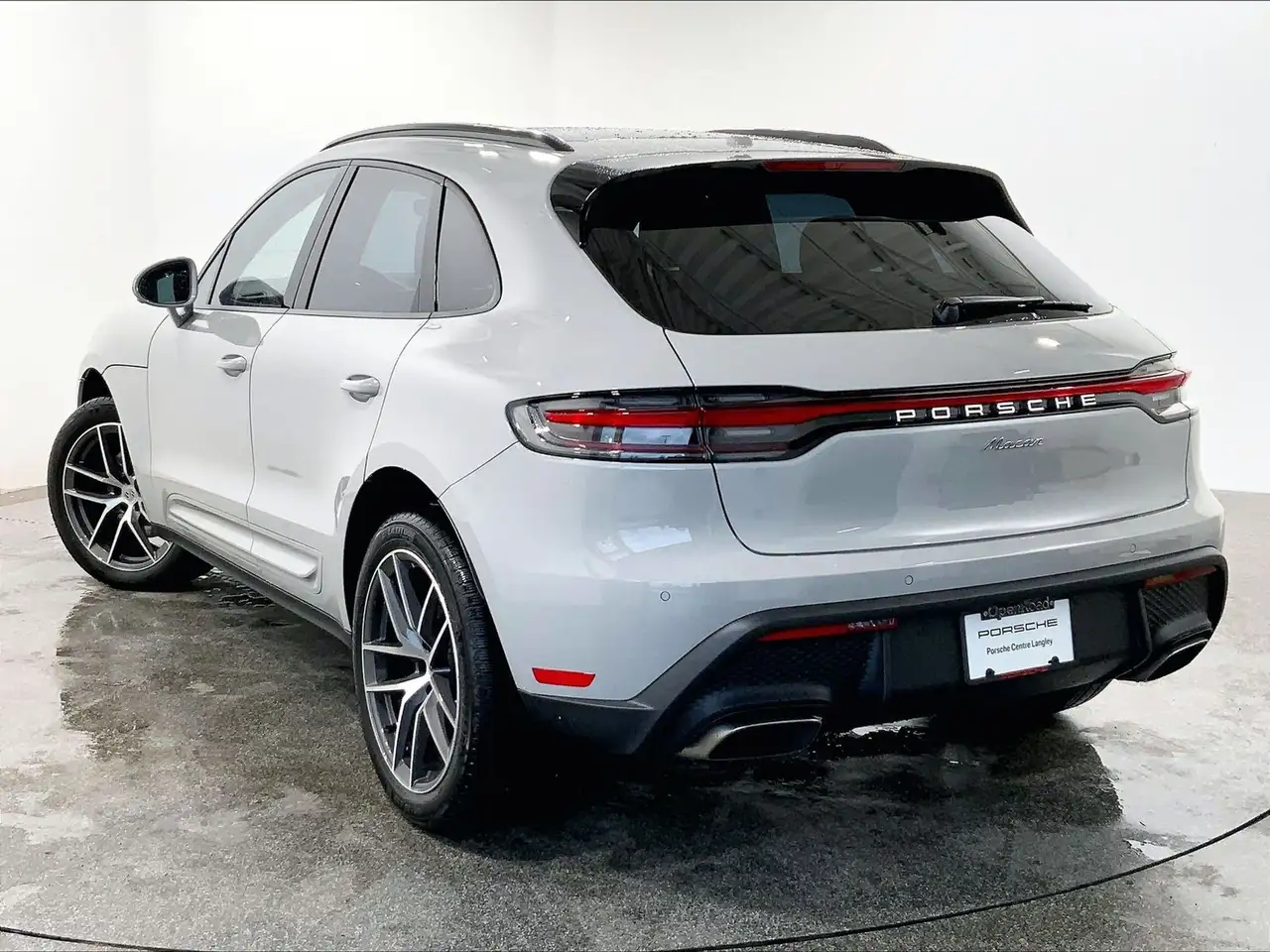 Porsche Macan снимка Porsche Macan