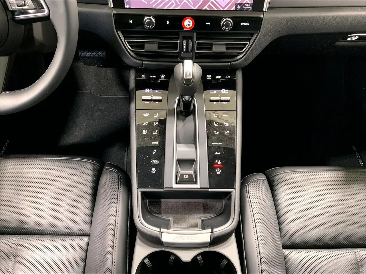 Porsche Macan снимка Porsche Macan