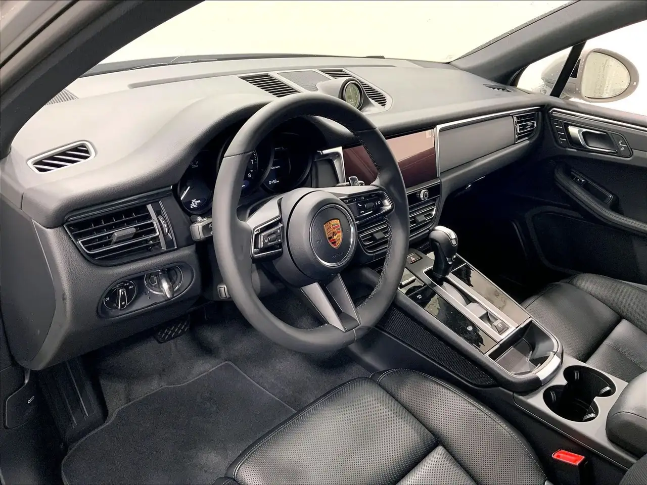 Porsche Macan снимка Porsche Macan