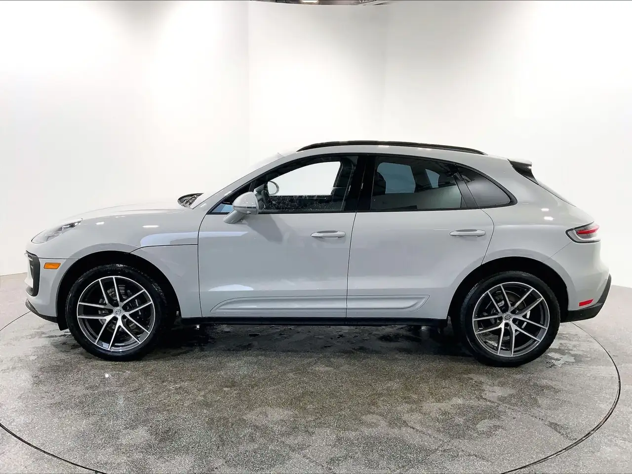 Porsche Macan снимка Porsche Macan