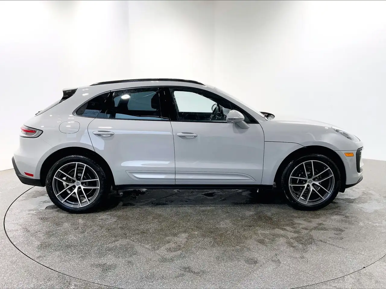 Porsche Macan снимка Porsche Macan