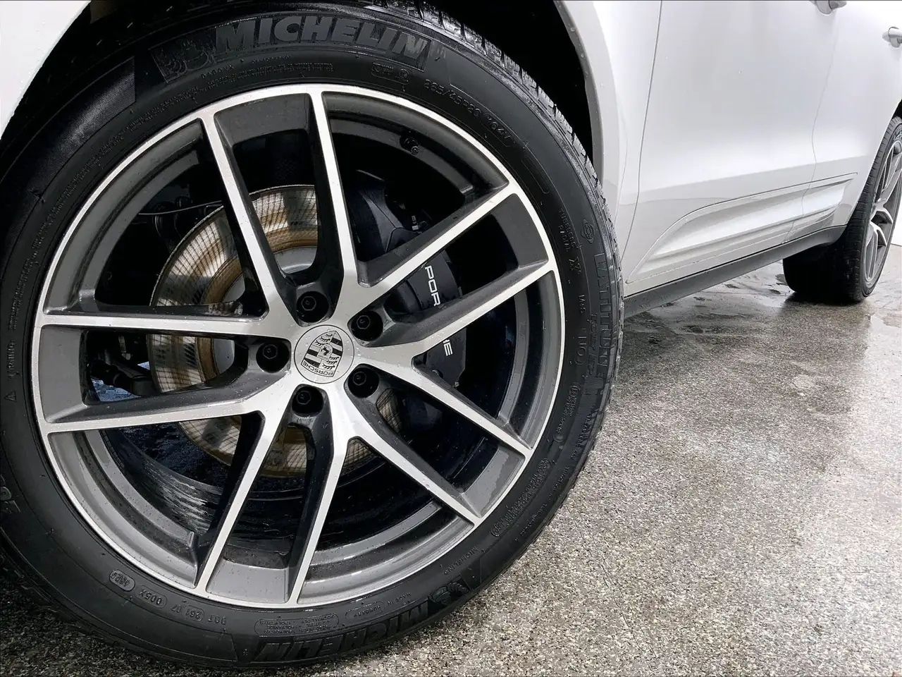 Porsche Macan снимка Porsche Macan