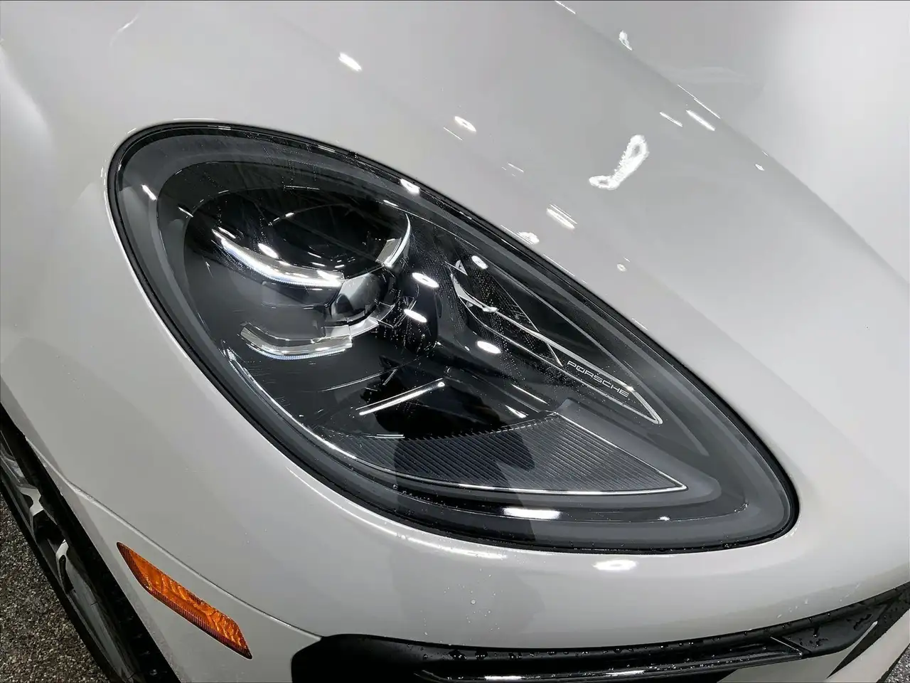 Porsche Macan снимка Porsche Macan