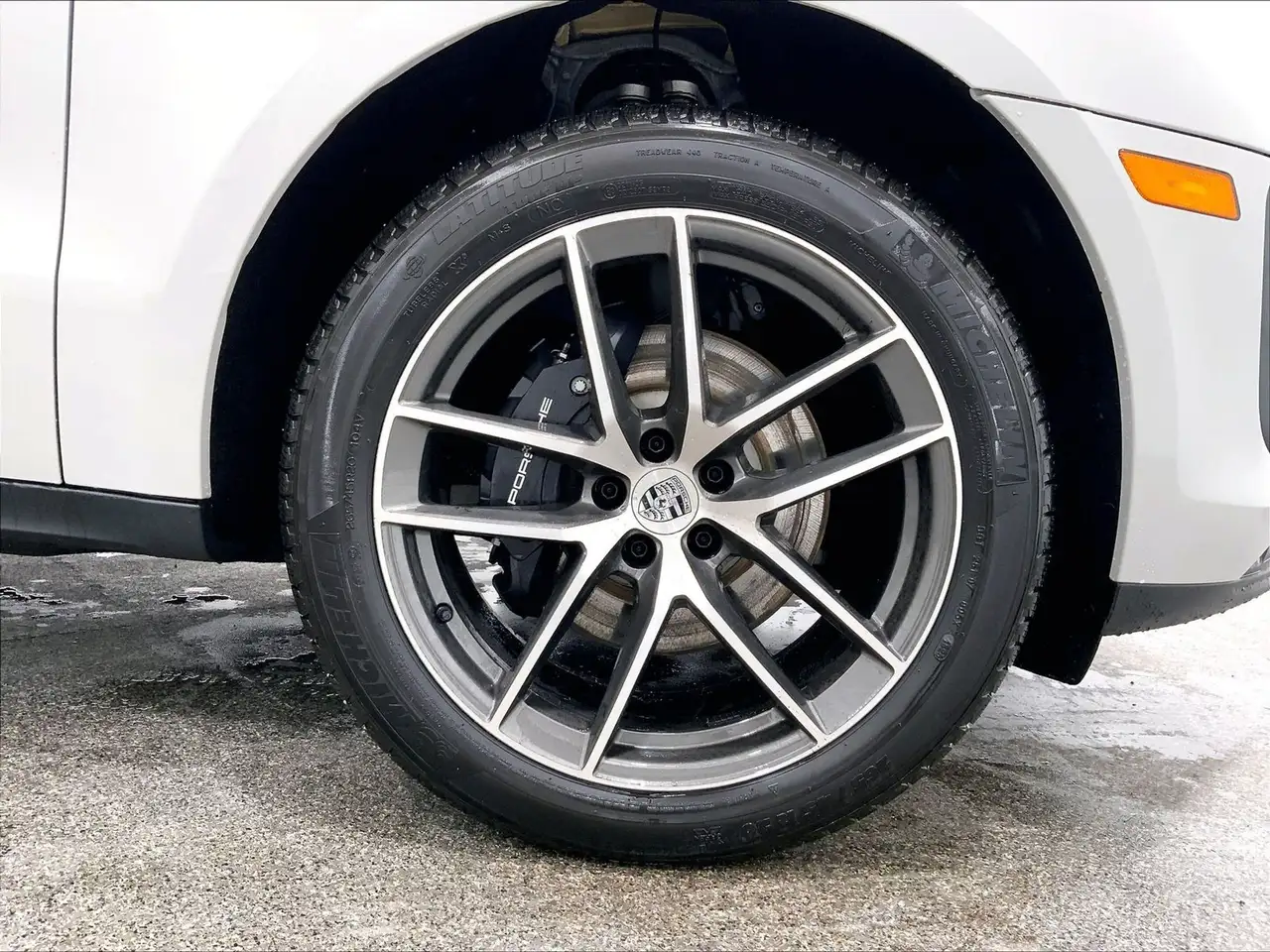 Porsche Macan снимка Porsche Macan
