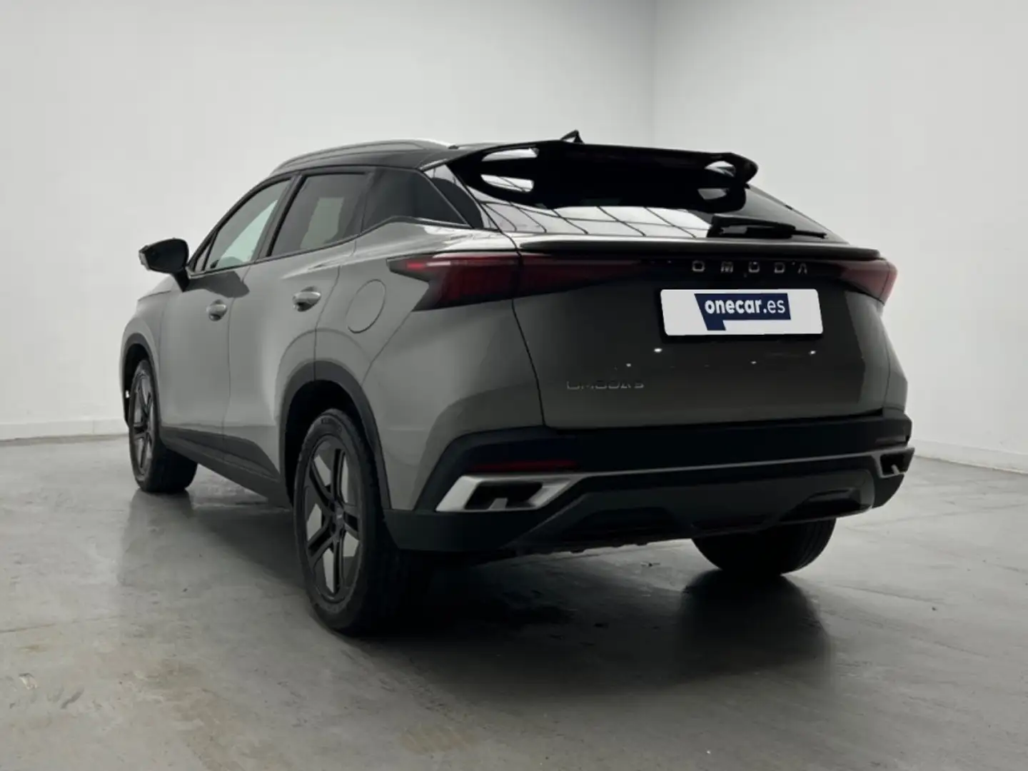 Omoda 5 1.6 T-GDI PREMIUM DCT 147CV P Gris - 2