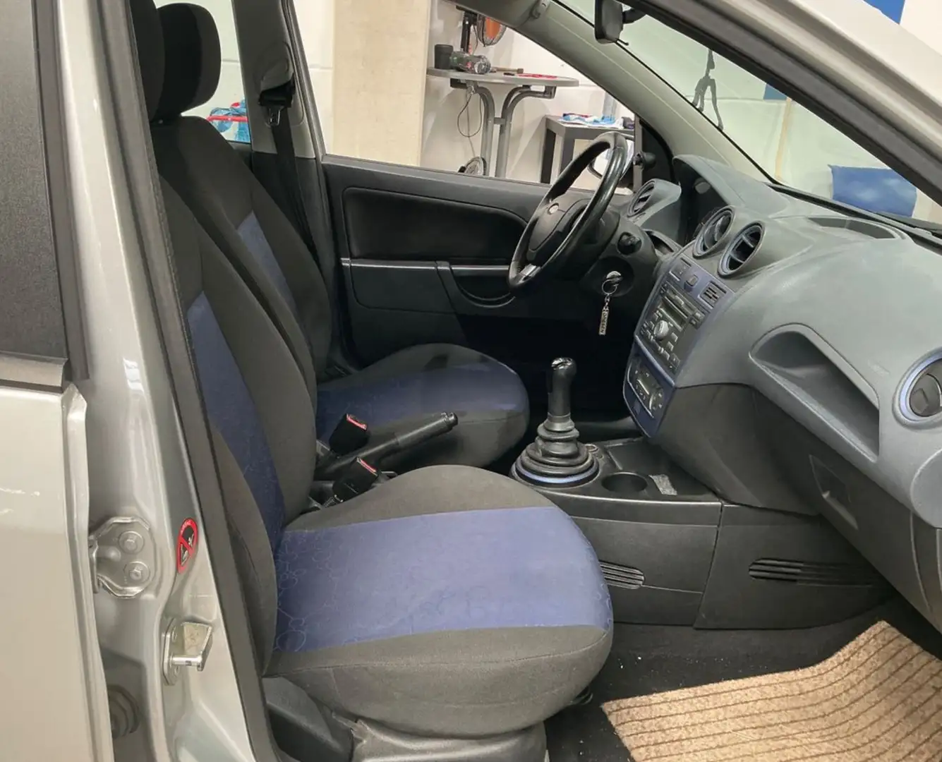 Ford Fiesta Style Silber - 1