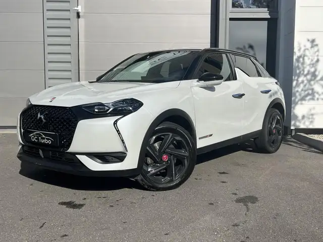 DS Automobiles DS 3 Crossback DS3 Crossback 1.5 BlueHDi - 130 - BVA  Performance Line