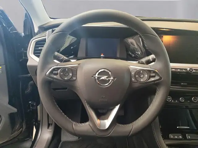 Opel Grandland view 12