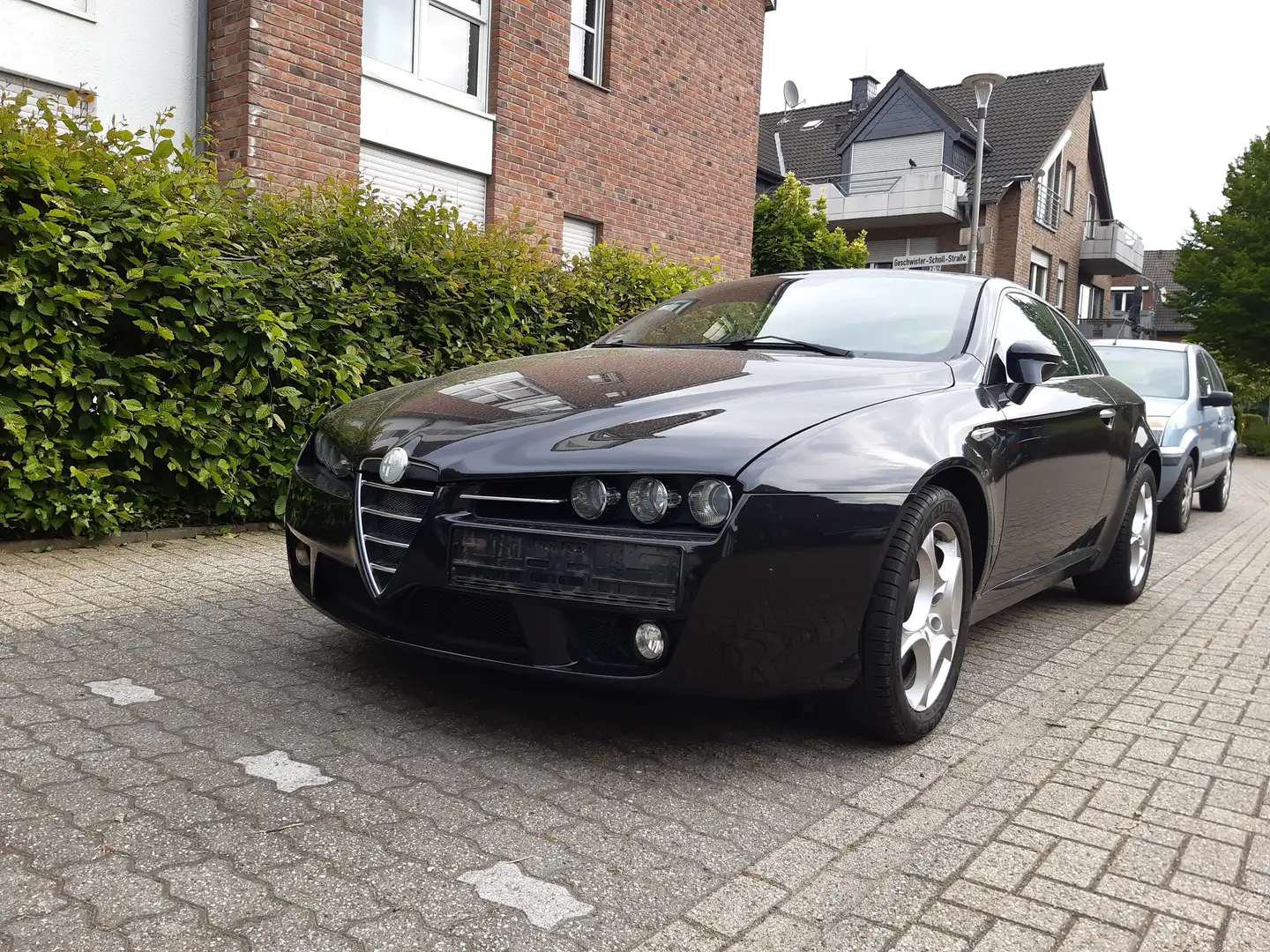 Alfa Romeo Brera 2.2 JTS 16V Sky View crna - 2