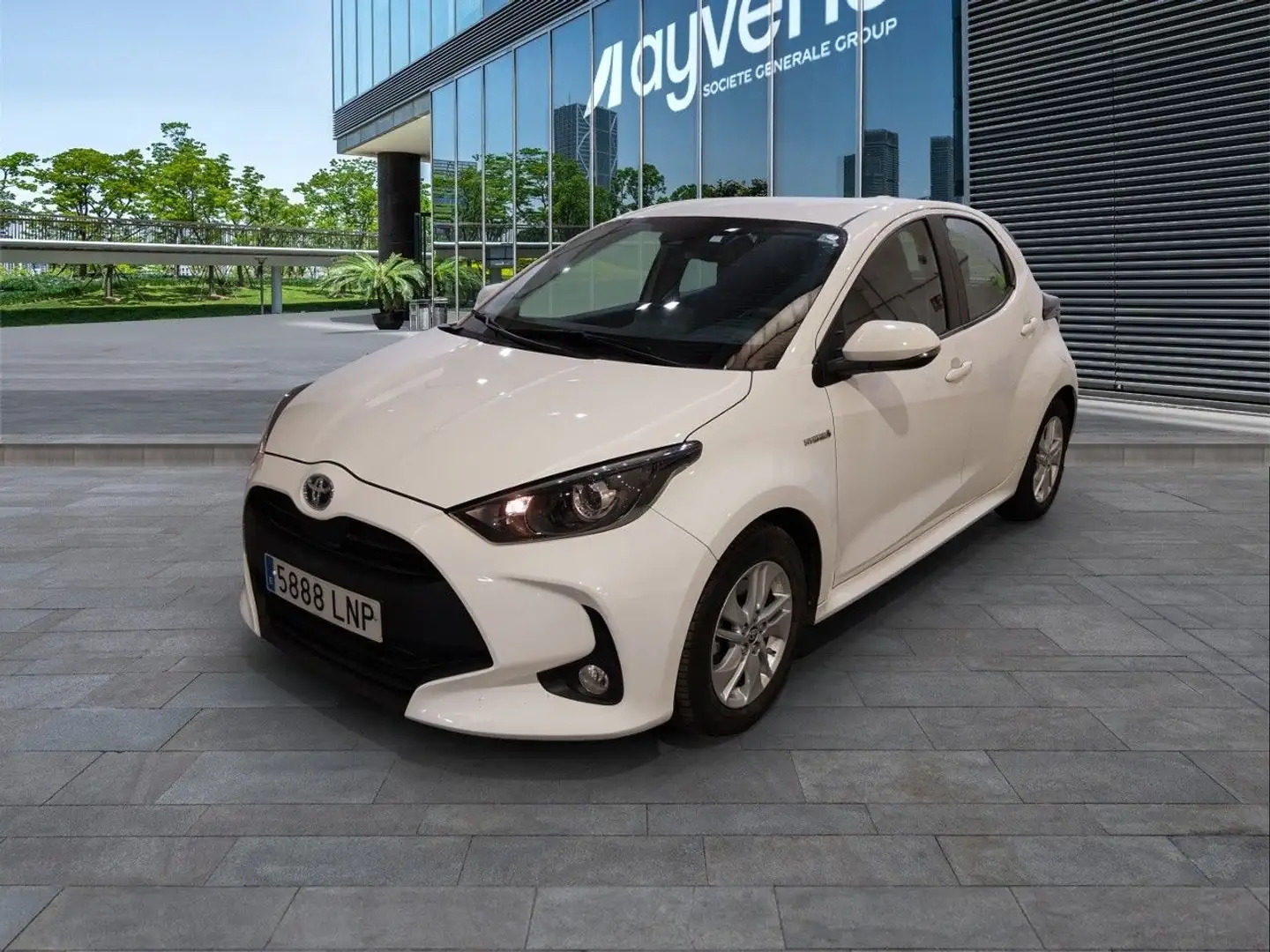Toyota Yaris 120H 1.5 Business Plus Blanco - 1