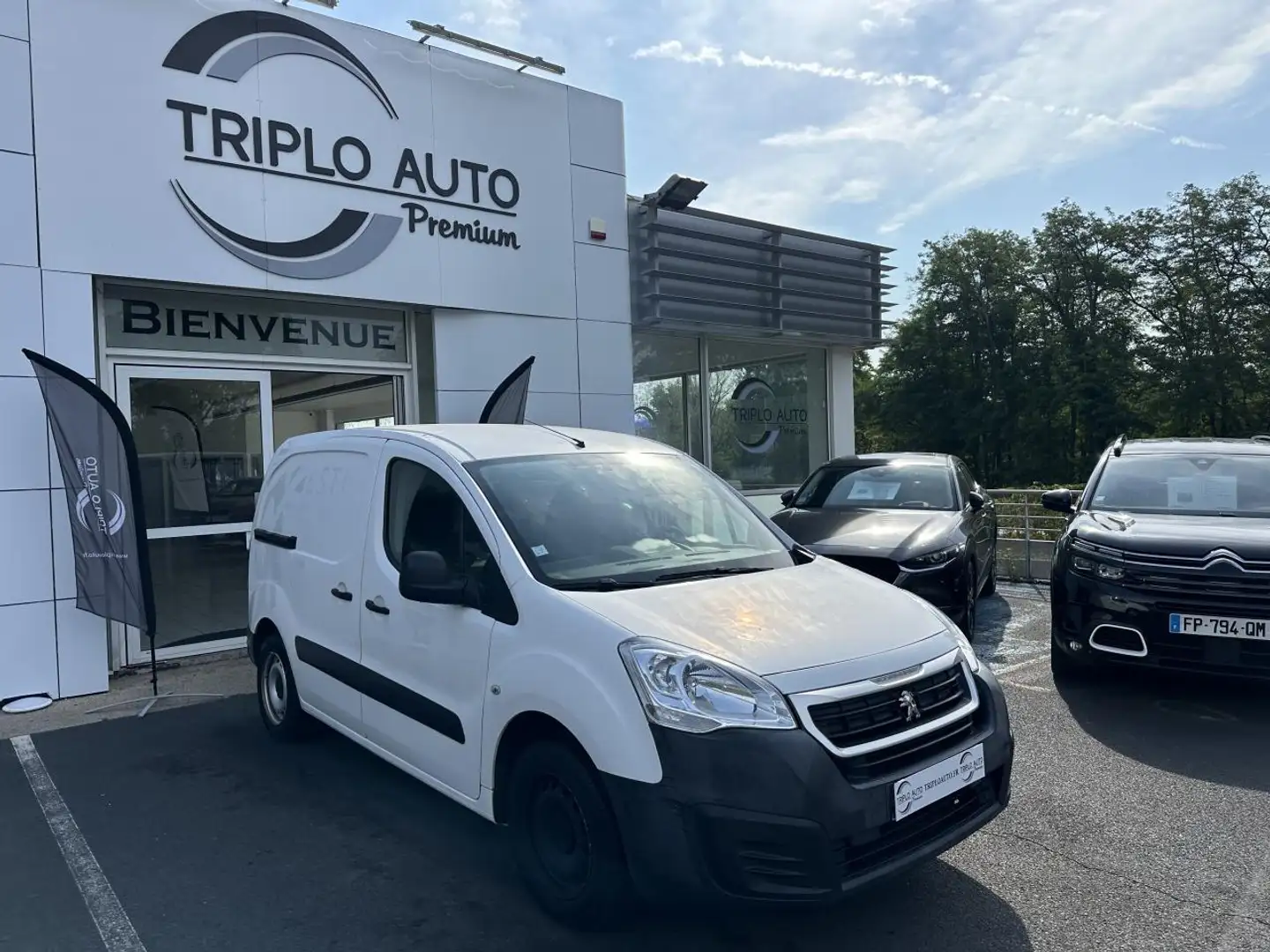Peugeot Partner 1000KG 1.6 BlueHDi S\u0026S - 100 Premium Standard Fehér - 1