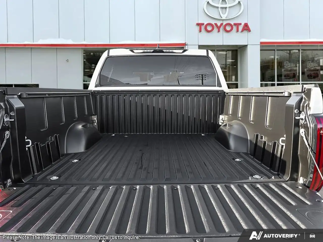 Toyota Tundra снимка Toyota Tundra