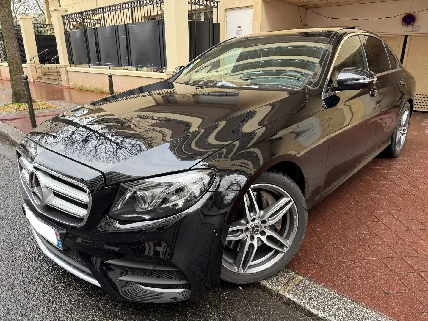 Mercedes-Benz E 350 23900ht E 350 D 286CH AMG LINE 9G-TRONIC Black - 1