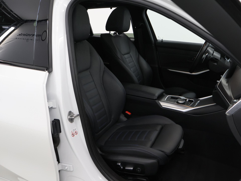 BMW 330 3-serie Touring 330e M-Sport | SOH 96,1% | Panoram — photo 11
