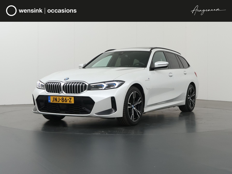 BMW 330 3-serie Touring 330e M-Sport | SOH 96,1% | Panoram