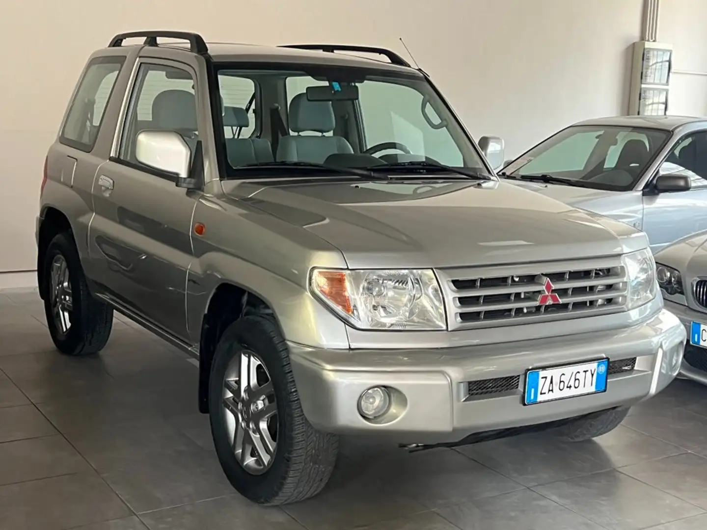 Mitsubishi Pajero Pinin Pajero Pinin 3p 1.8 mpi 16v Gris - 1