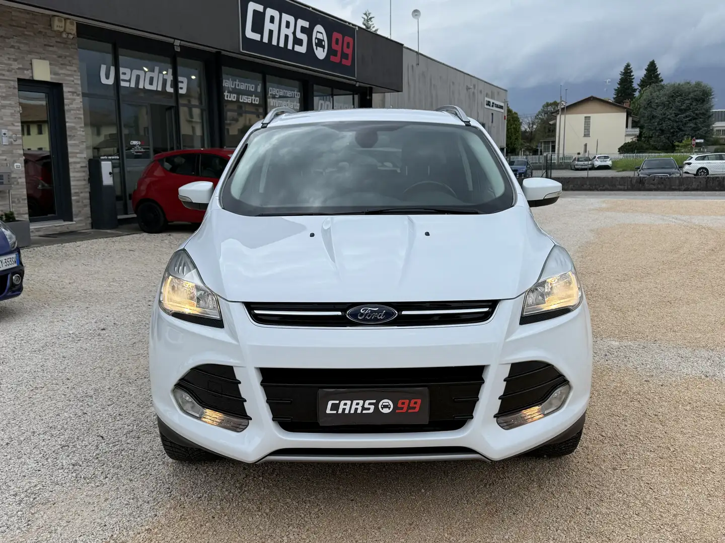 Ford Kuga 2.0 tdci Titanium 4wd s&s 150cv powershift E6 Bianco - 2