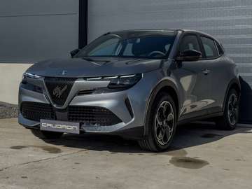 Elettrica 156 pk / digitaal instrumentpaneel 10,25″ / Carplay / Sensoren