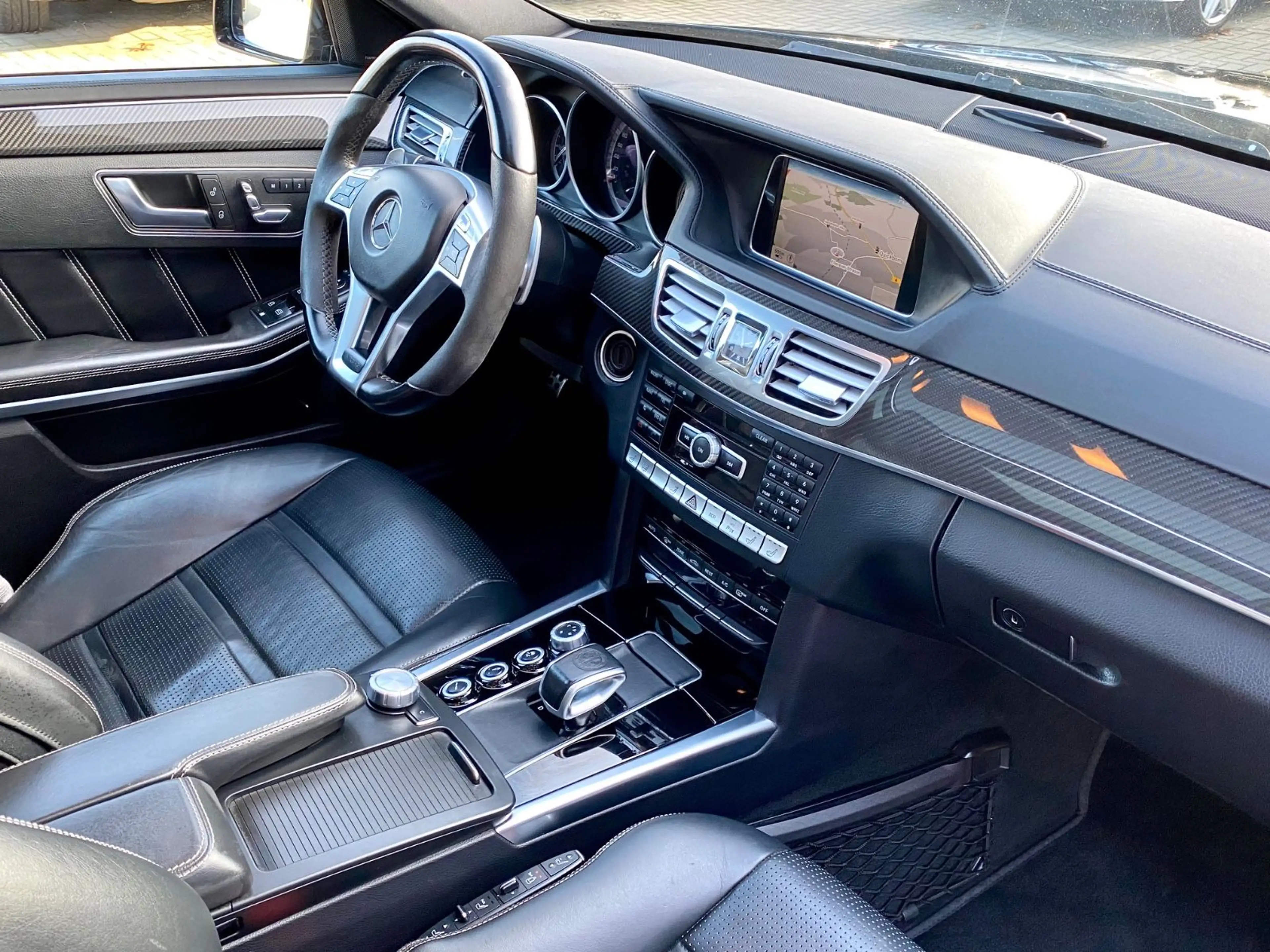 Mercedes-Benz E 63 AMG E-Klasse E 63 S AMG,4-Matic,Keramik,Carbon,VOLL — photo 12